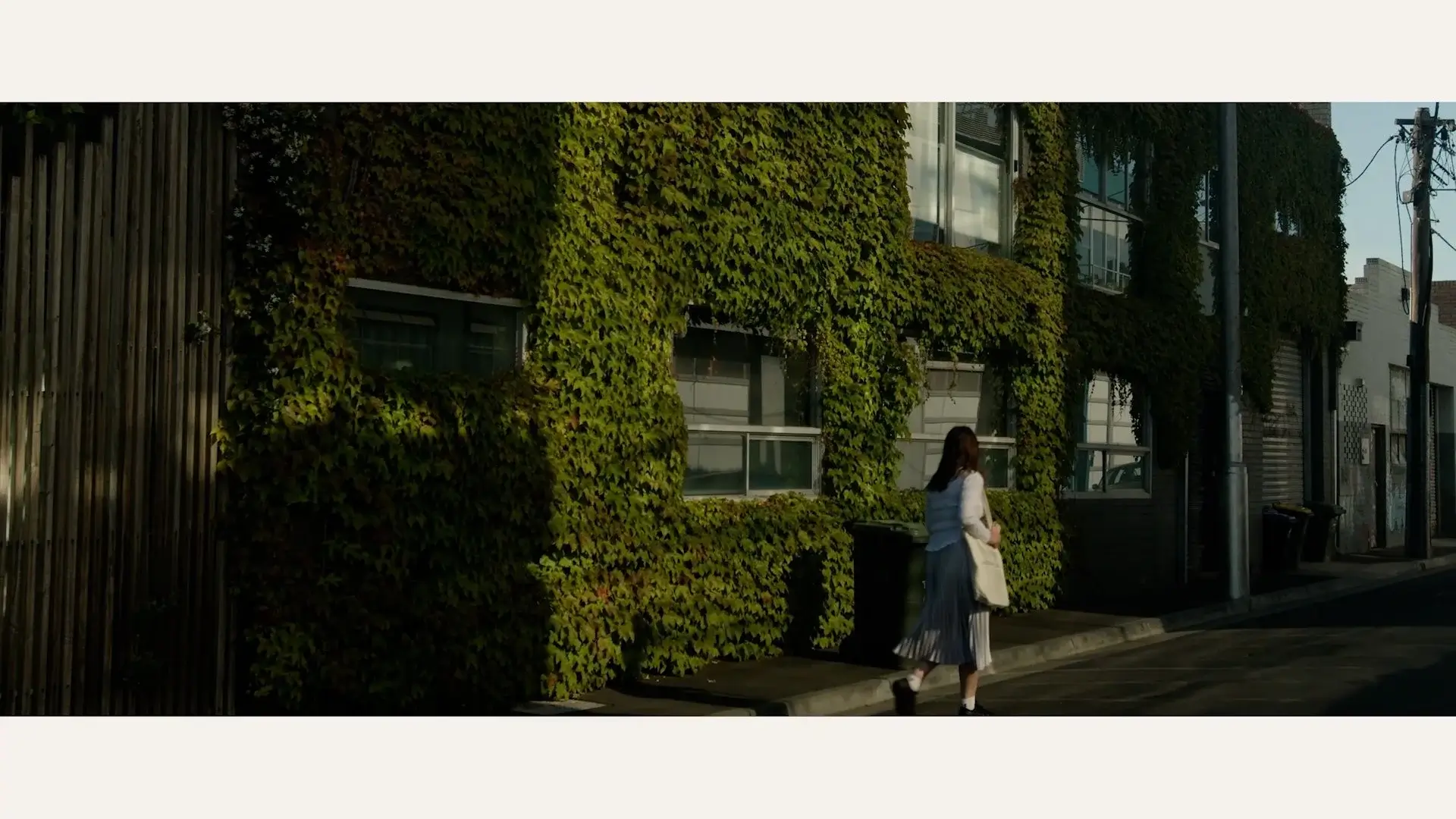 DH_EXTENDED_CUT_1920X1080.00_00_23_07.Still005