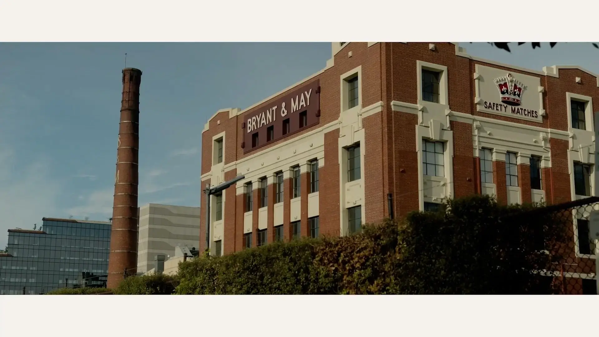 DH_EXTENDED_CUT_1920X1080.00_01_58_13.Still008